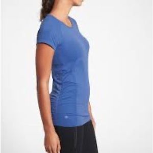 NWT Athleta Speedlight Seamless Tee Large